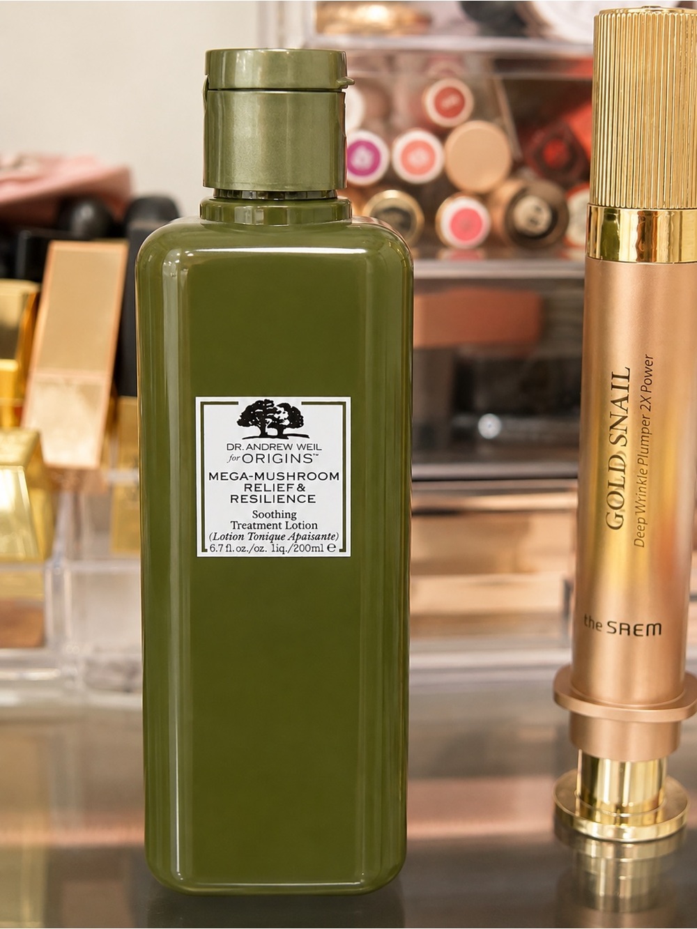 Origins Mega-Mushroom Soothing Treatment Lotion - Olive Green